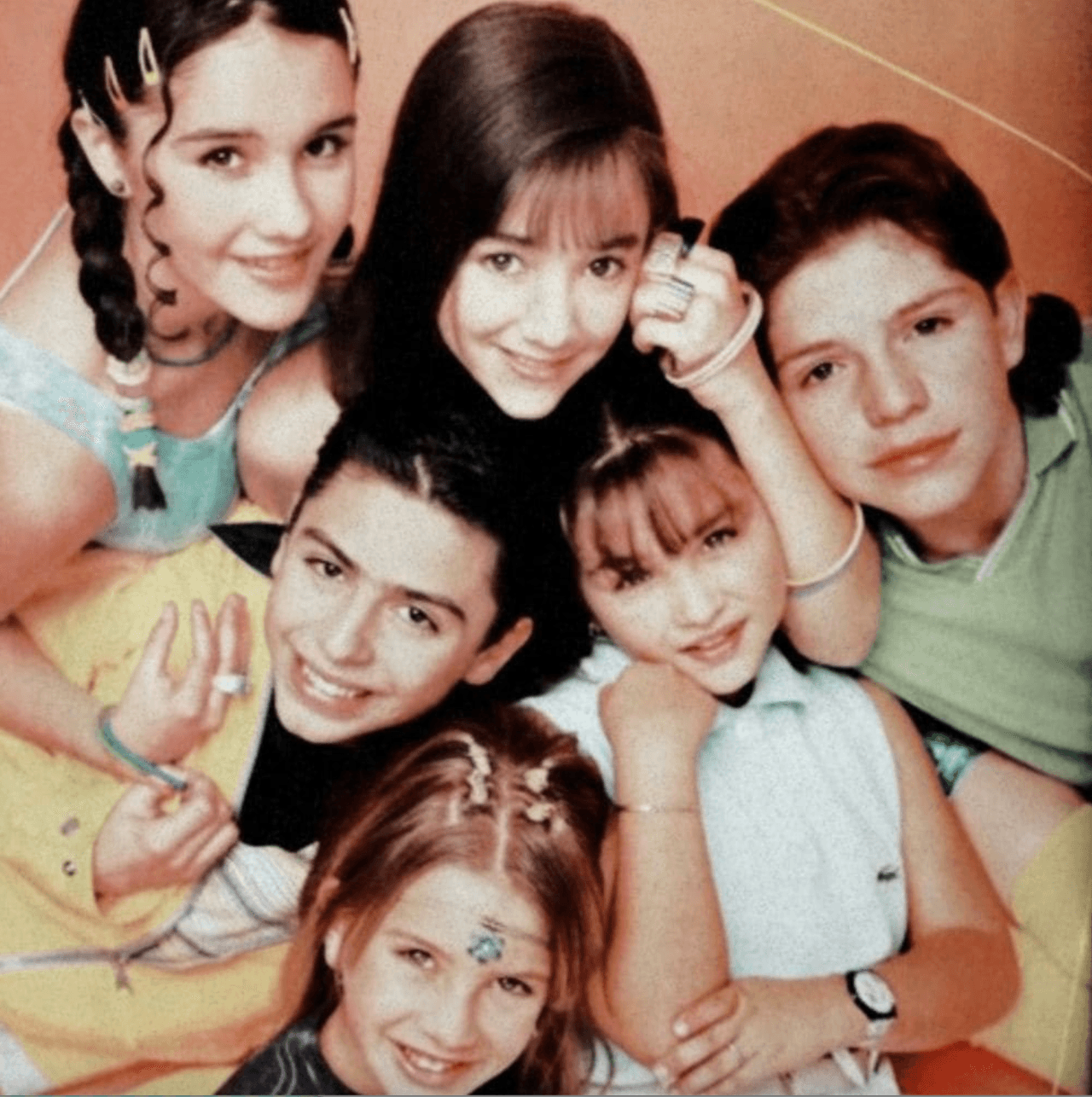 En 1996 surgió el grupo musical KIDS, el cual estaba integrado por Dulce María, María Fernanda Malo, Sherlyn, Jorge, David y Daniel Habif. En aquella época, todos tenían entre 10 y 12 años de edad.