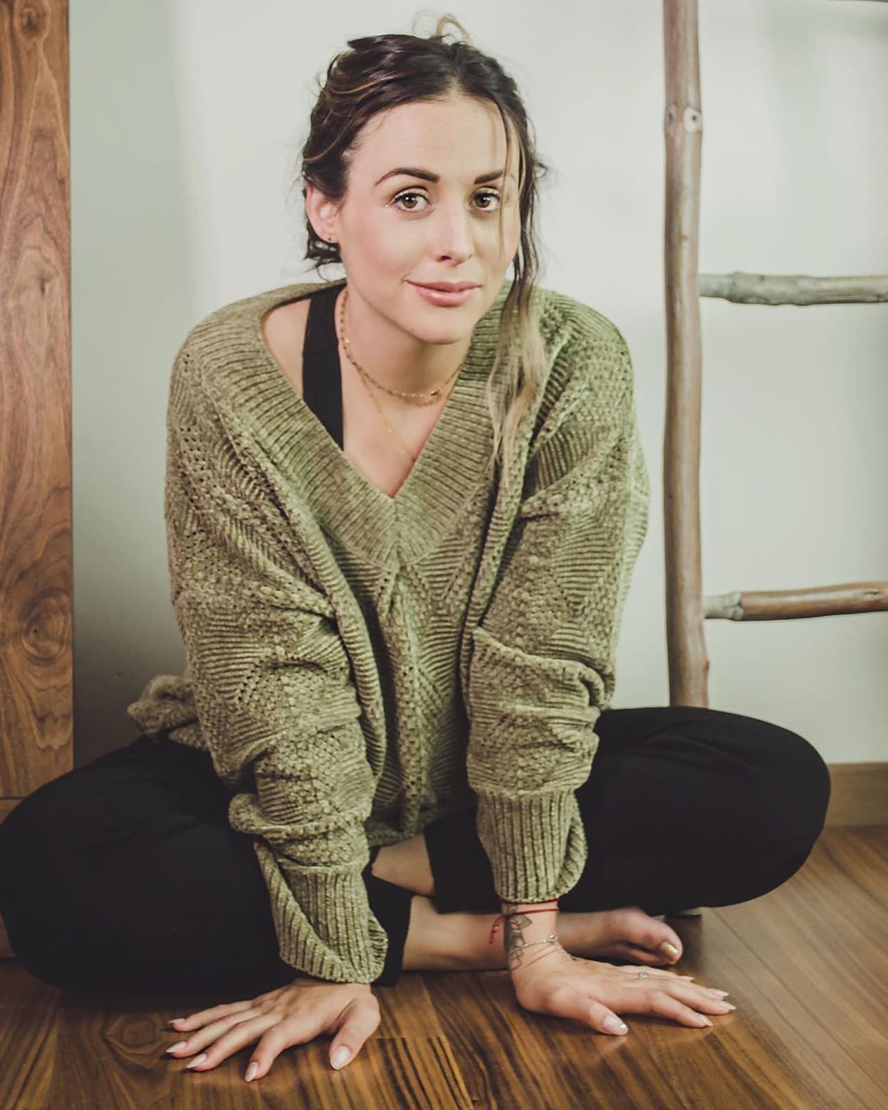Zuria Vega publica tierno video junto a su hijo recién nacido: "Lo mejor del mundo"
