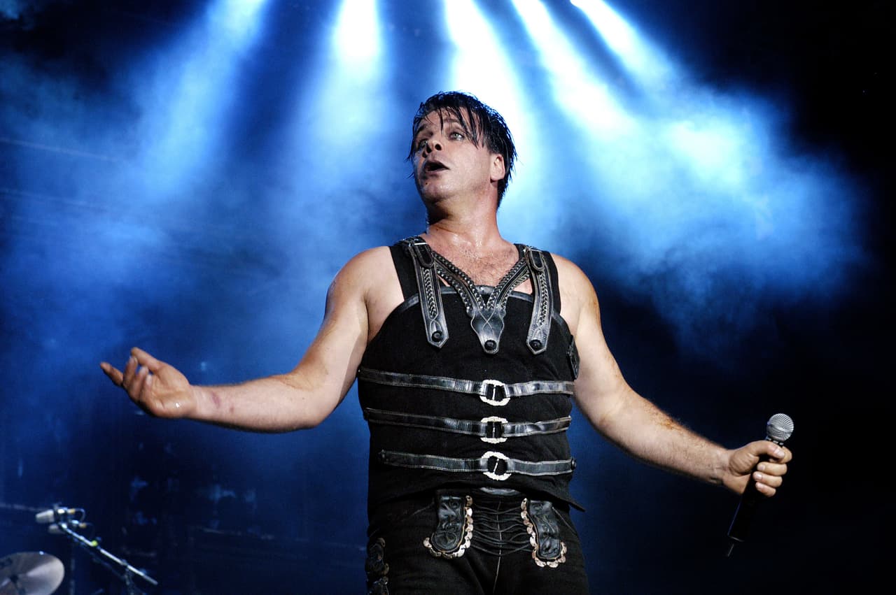 Reportan que el vocalista de Rammstein fue hospitalizado en terapia intensiva