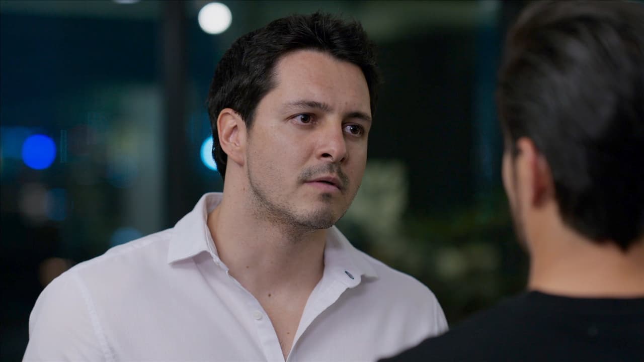 David exige a Gabriel que se aleje de Juana