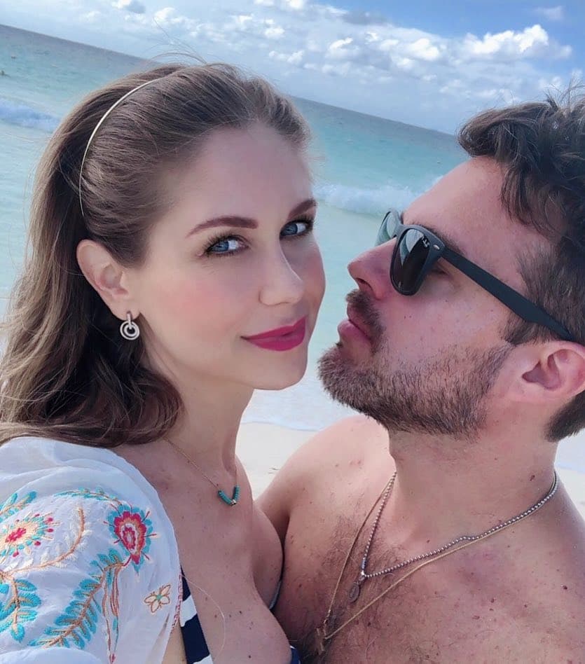 Incluso, la actriz de 39 años ya cuenta los días para conocer y tener entre sus brazos a su primogénita, quien es fruto de su matrimonio con el fotógrafo Rodrigo Luke.