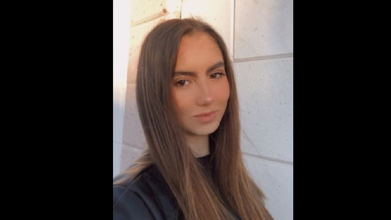 Los elogios para la pareja no se han hecho esperar, pero también los piropos para la novia del adolescente, señalando que es toda una belleza. “Está hermosa, “Wow, parece una princesita”, “No manches está hermosa”, precisaron usuarios.