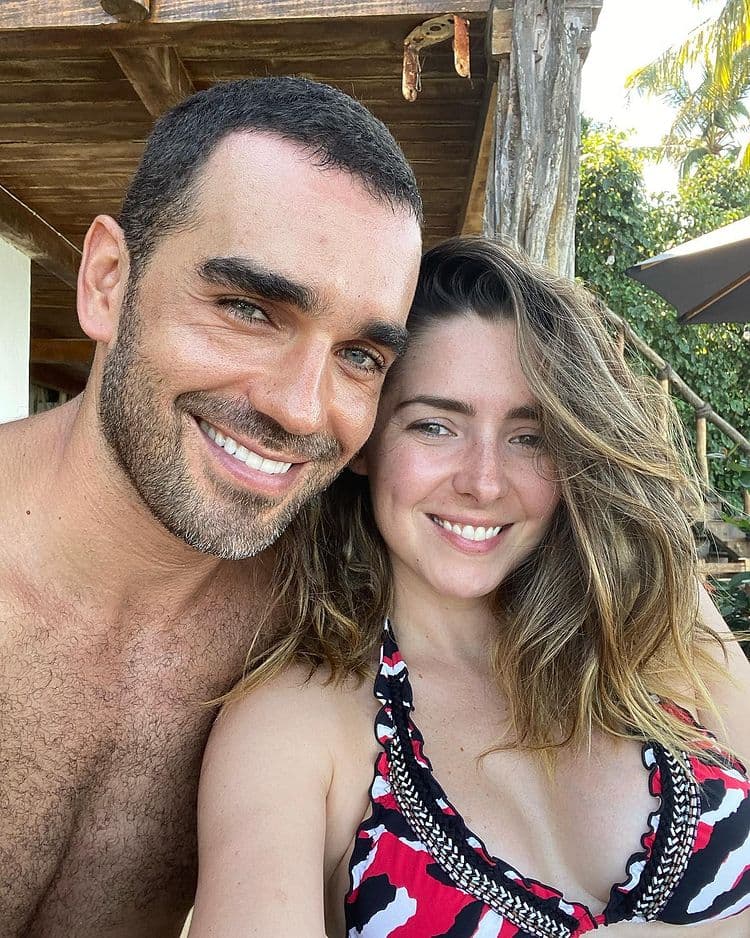 Marcus Ornellas y Ariadne Díaz fue otra paraje de famosos que también celebró San Valentín con una serie de fotografías y amorosos mensajes que intercambiaron en redes sociales.