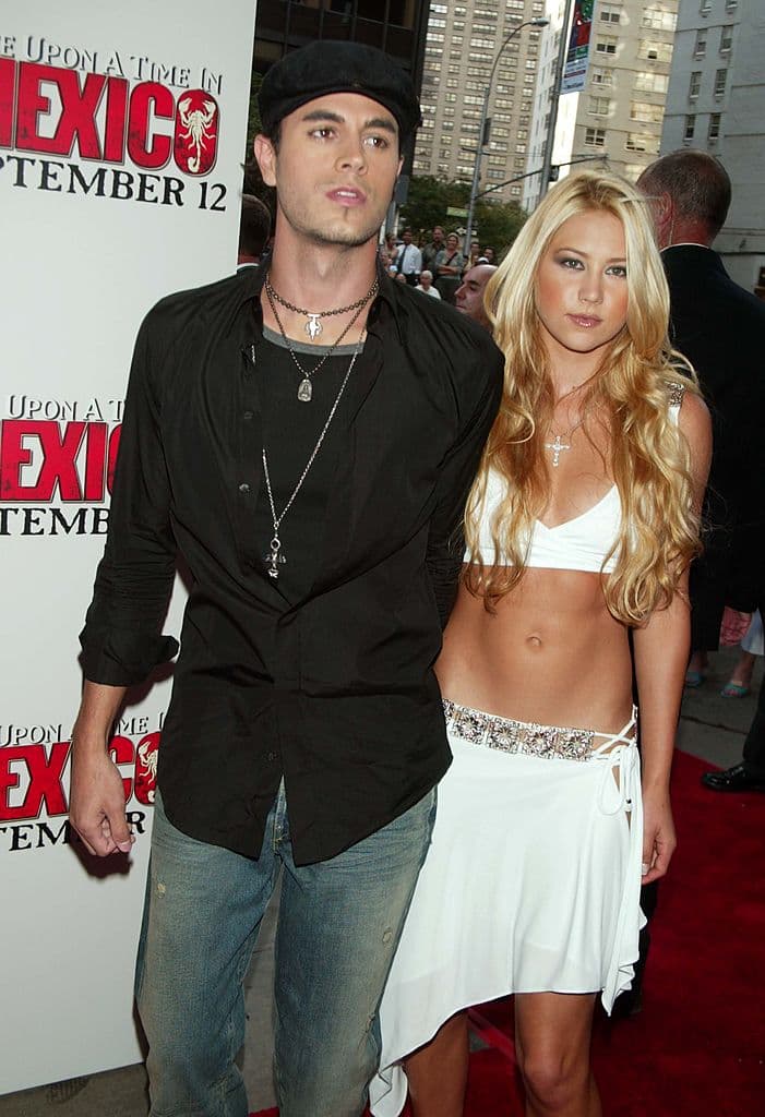 Enrique Iglesias y Anna Kournikova se conocieron en 2001 durante la grabación del video 'Escape', entablando una relación casi de inmediato. Sobre futuros planes de boda, en mayo de 2019, el español dejó claro en una entrevista al diario Reforma que no planea llegar al altar con la extenista.