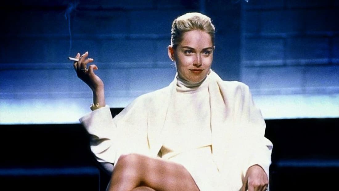 'Catherine Tramell' es una exitosa escritora con un efecto extraño sobre sus conocidos: todo el que la rodea muere (FOTO: Columbia Pictures)