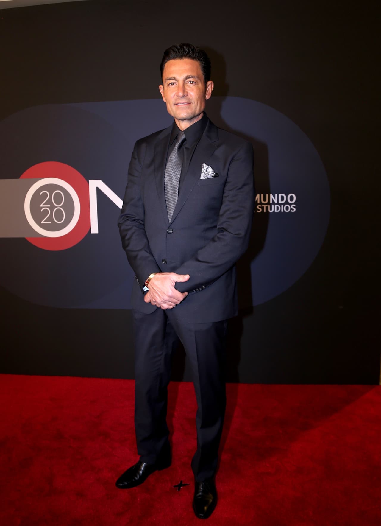 Fernando Colunga confesó a principios del año pasado que se visualizó como padre de familia pero que los planes que la vida tenía para él fueron distintos, lo cual, dijo, no reniega: “Yo me veía desde hace un montón con hijos, lo que pasa es que la vida de momento te lo juega de otra forma. Así es la vida, tampoco puedo vivir reclamándole a la vida lo que no ha pasado”.