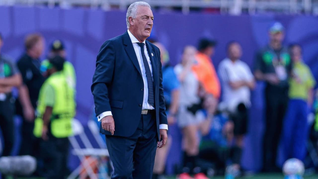 Gustavo Alfaro celebra rendimiento de Paraguay: "En la cancha dejamos la piel"