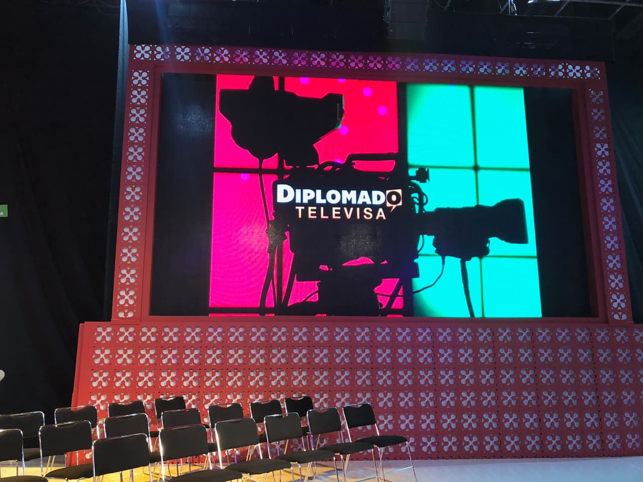 El foro 11 de Televisa San Ángel recibió a la cuarta generación del Diplomado Televisa