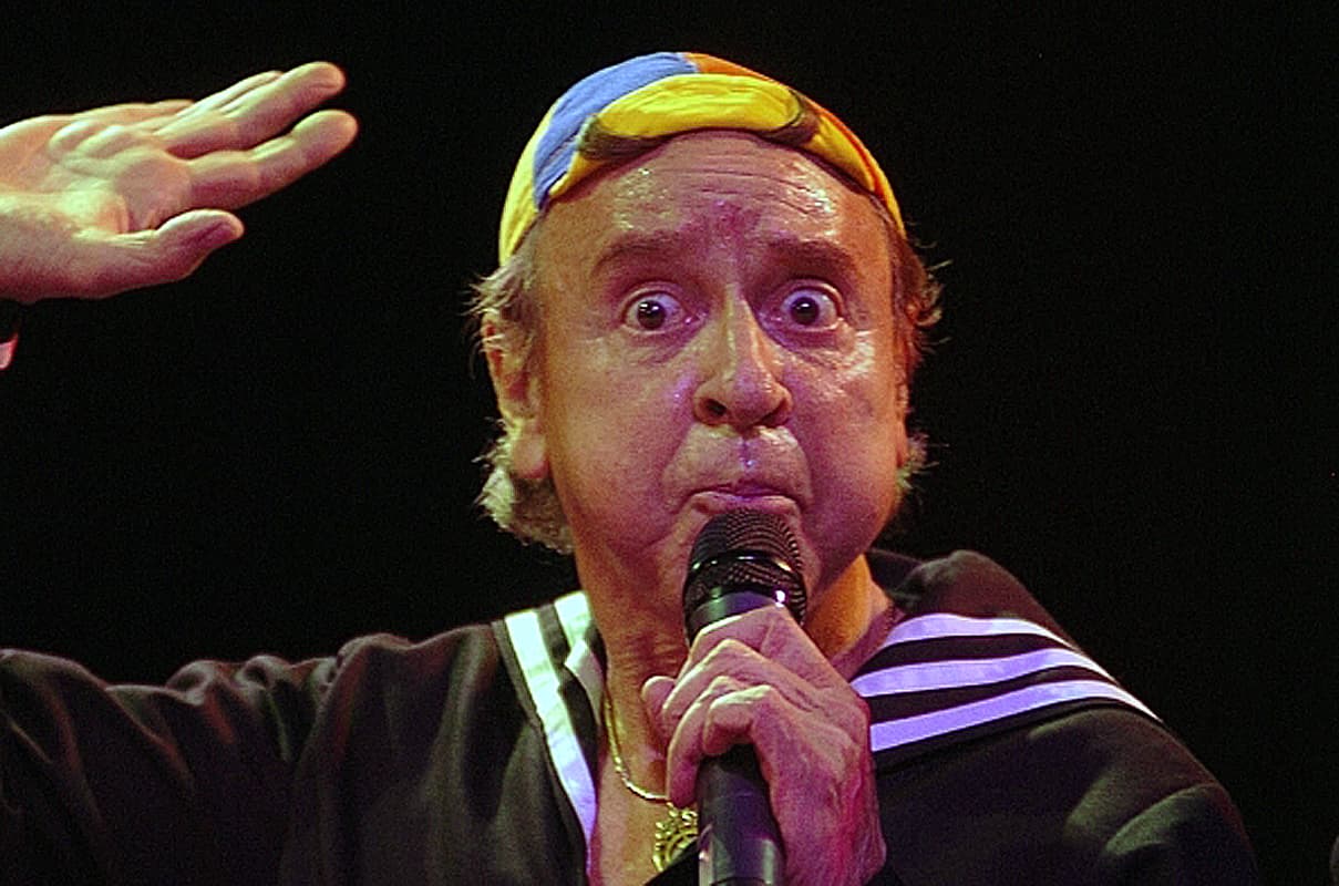 A sus 74 años, el comediante Carlos Villagrán sigue interpretando al famoso 'Kiko', de la serie mexicana 'El Chavo del Ocho'