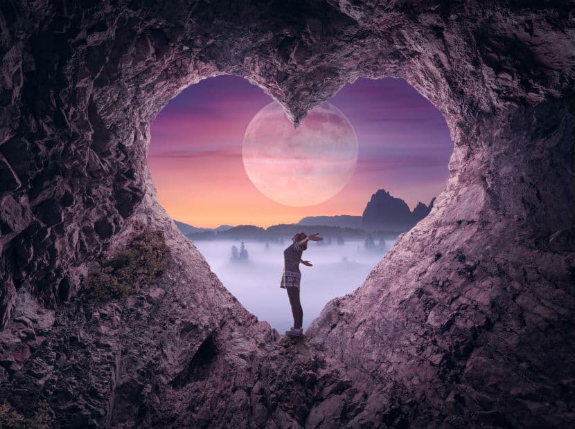 Entérate cómo afecta la luna rosa a tu signo zodiacal en el amor