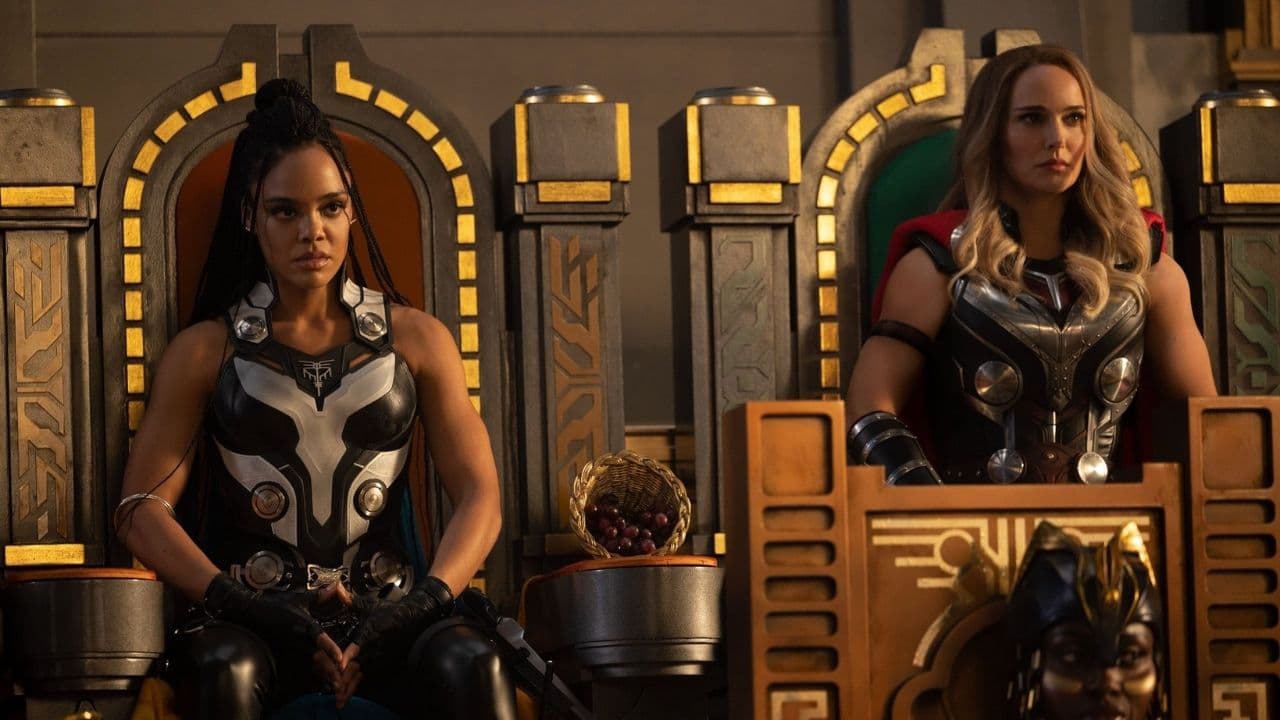 Mighty Thor: Una nueva foto de Natalie Portman muestra su poderosa transformación