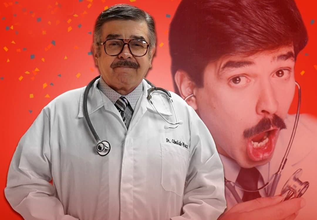 Así luce hoy en día Jorge Ortiz de Pinedo, quien protagonizaba la serie como el 'Dr. Cándido Pérez' y este 2021 pasó la estafeta al actor Arath de la Torre.