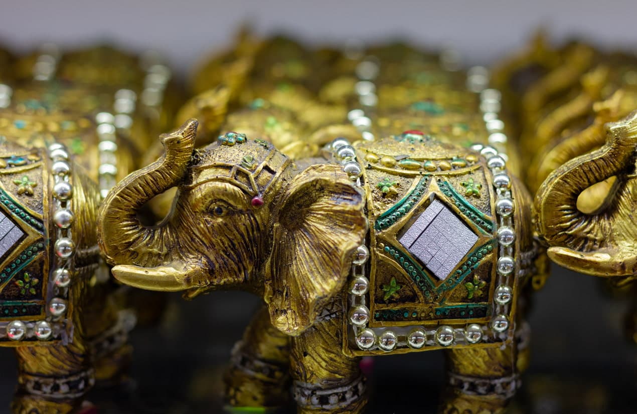 Figura del elefante para la buena fortuna