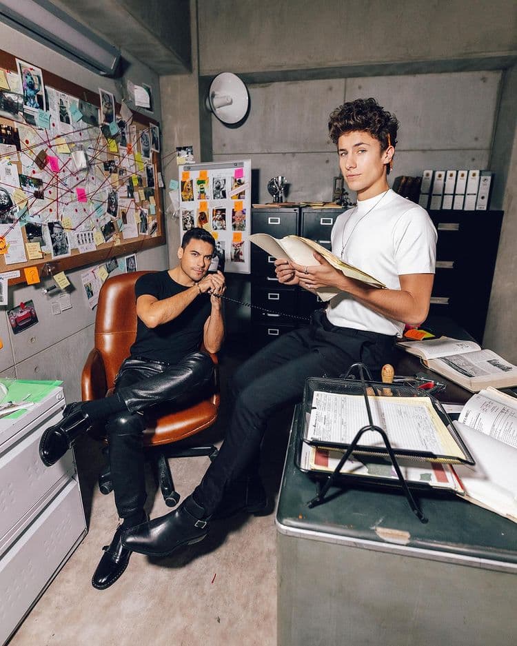 En esta fotografía, el influencer da a conocer cómo fue su reencuentro con Carlos Rivera, con quien protagonizó divertidos momentos.