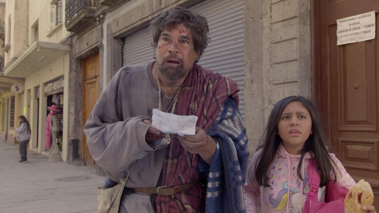 4. En 'Antes huir que morir', Alberto Estrella se convirtió en un indigente, el actor fue quien propuso su vestuario.