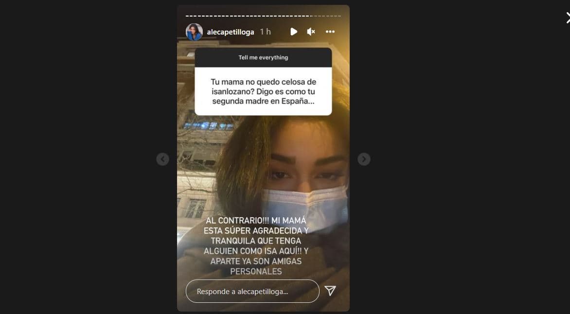 Ale Capetillo habló del sentimiento de su mamá de verla acompañada en Madrid.