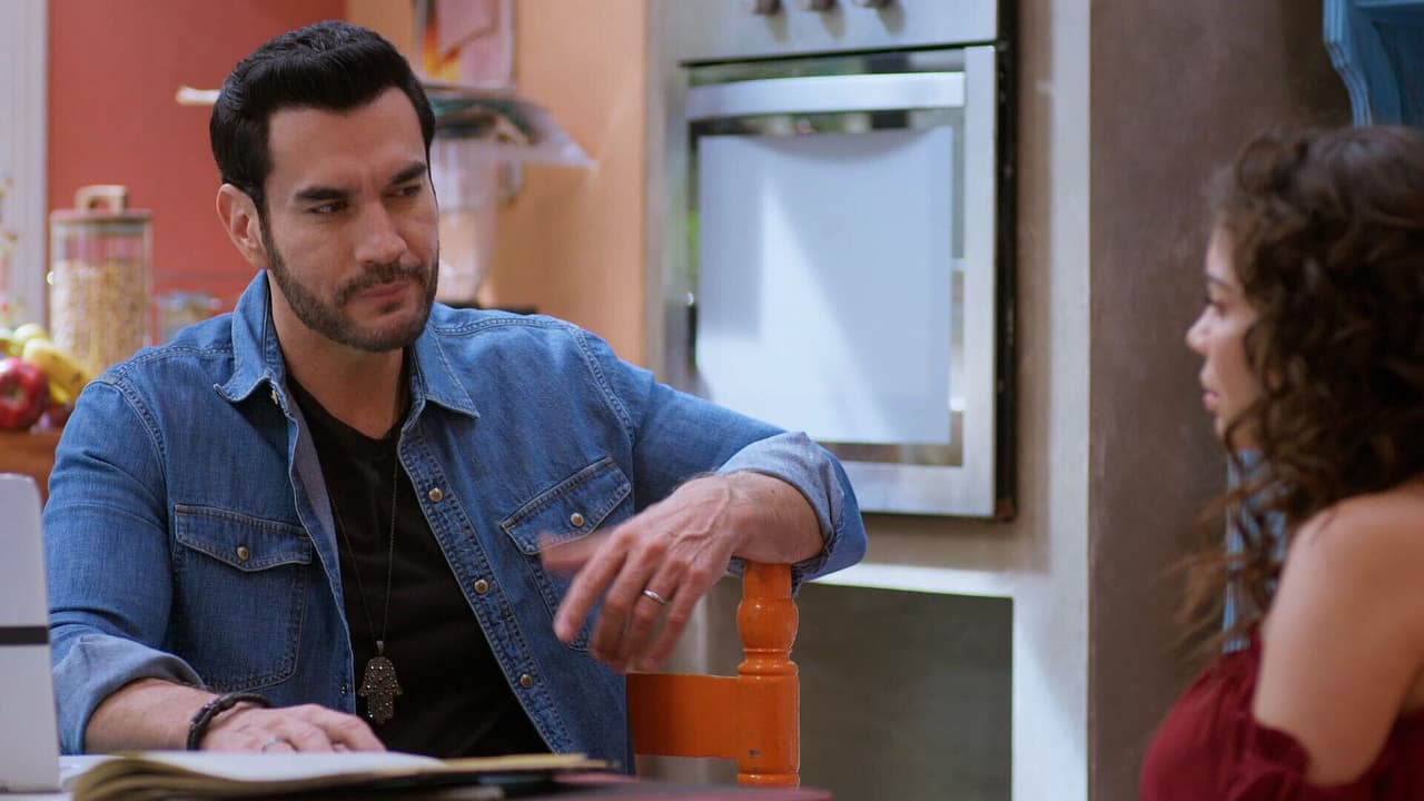 Ángel descubre que Federico mató a Manolo