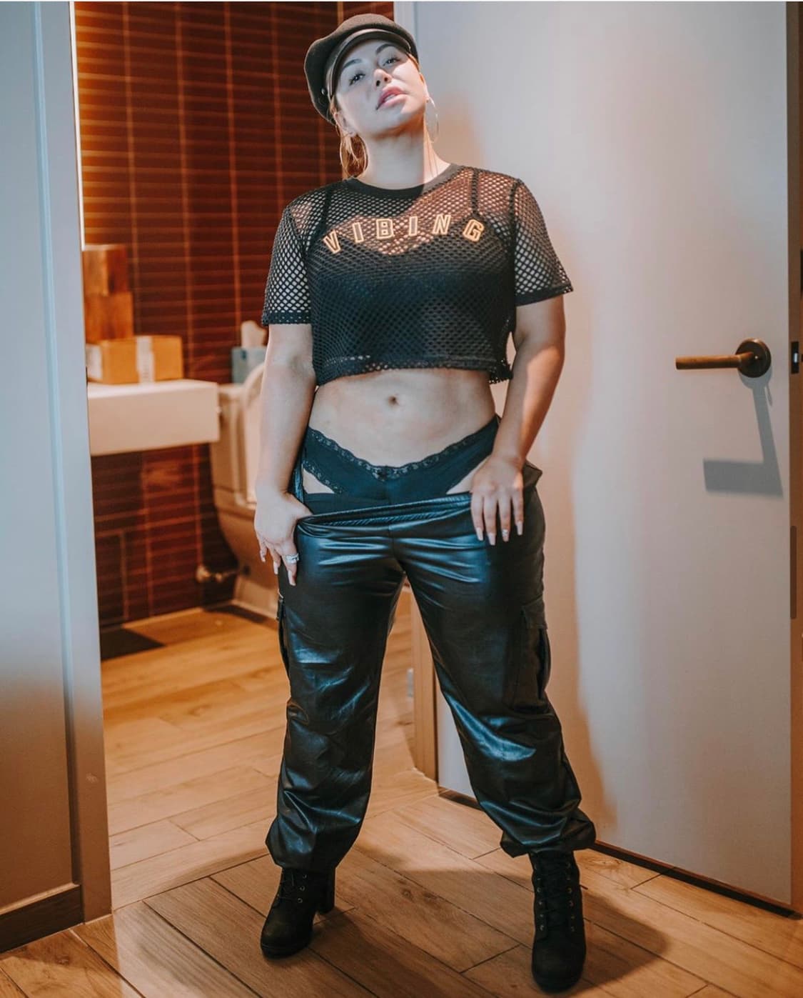 Otra de las famosas que también ha seguido la famosa dieta cetogénica o 'Keto', por su traducción al inglés, es la cantante Chiquis Rivera, quien incluso hace unos meses publicó un libro con algunas recetas siguiendo este régimen.