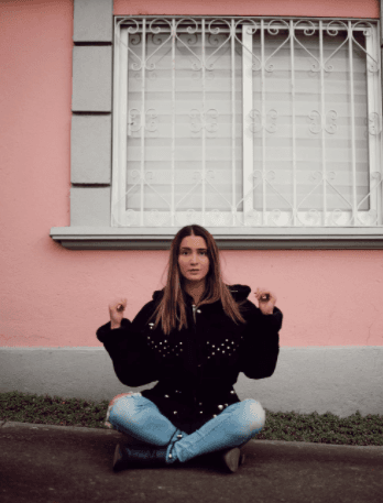 ¿A qué le das like en redes sociales?
<br>
<br>“A mis ganas de motivar a los demás”.
