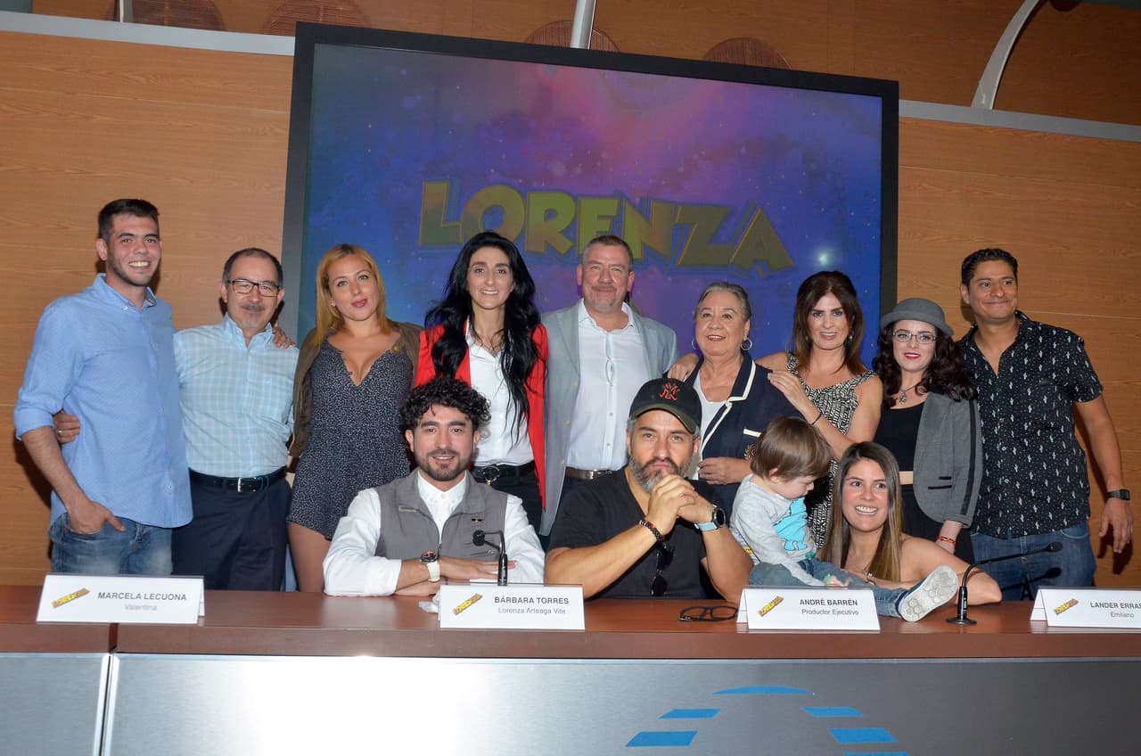 Todo listo para el estreno de Lorenza, bebé a bordo