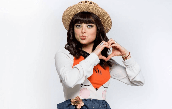 No te pierdas a Violeta Isfel en “Lorenza, bebé a bordo” dentro de la programación de Distrito Comedia.