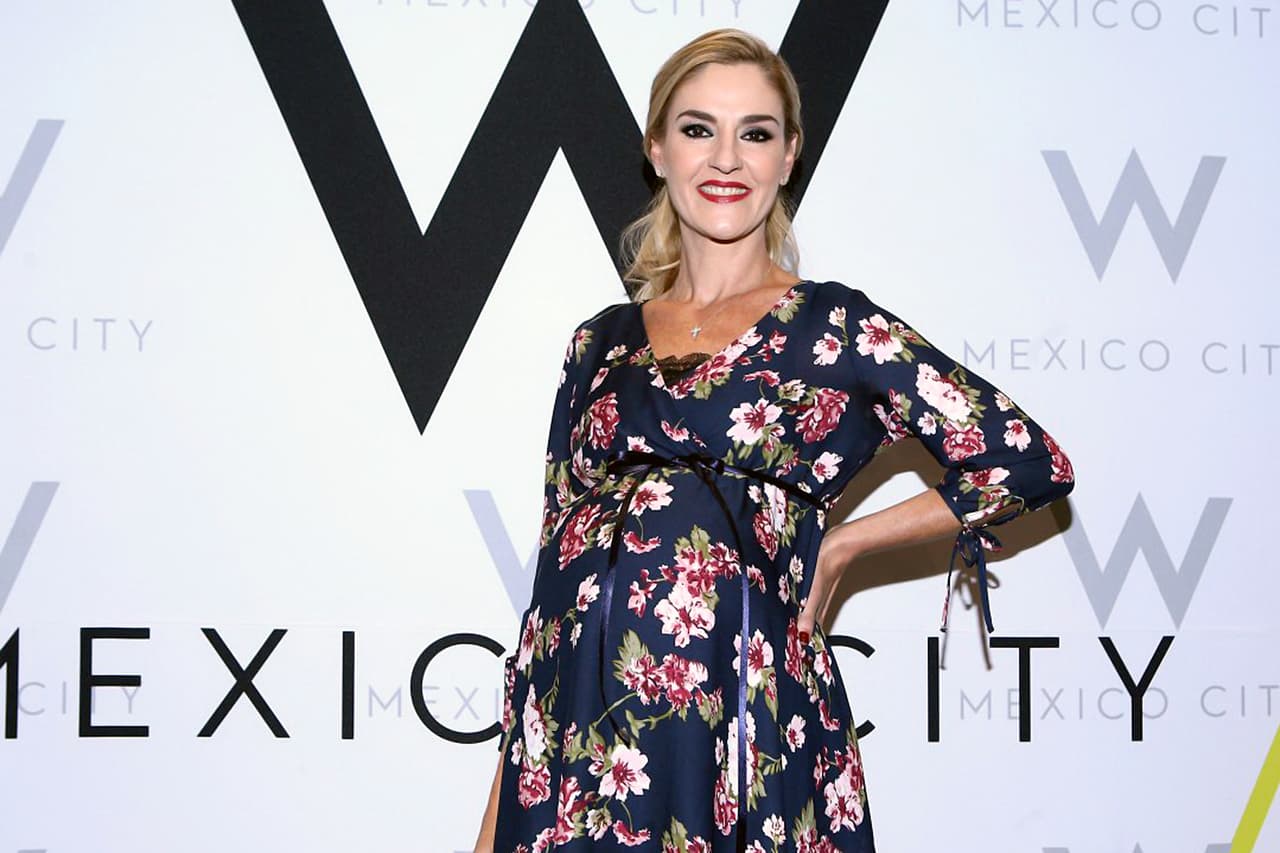 Chantal Andere participa en la obra de teatro 'Papá Para Tres' en 2020