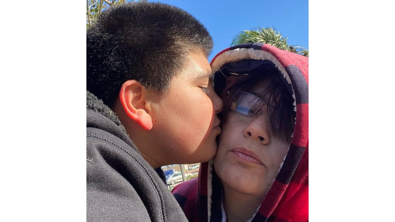 Dacia Arcaraz y su hijo, Gonzalo.