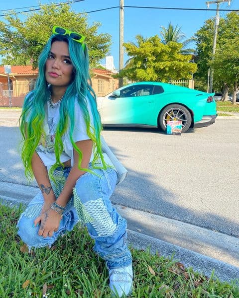 Karol G lidera las listas de popularidad con éxitos como: 'Tusa' y 'Bichota'.