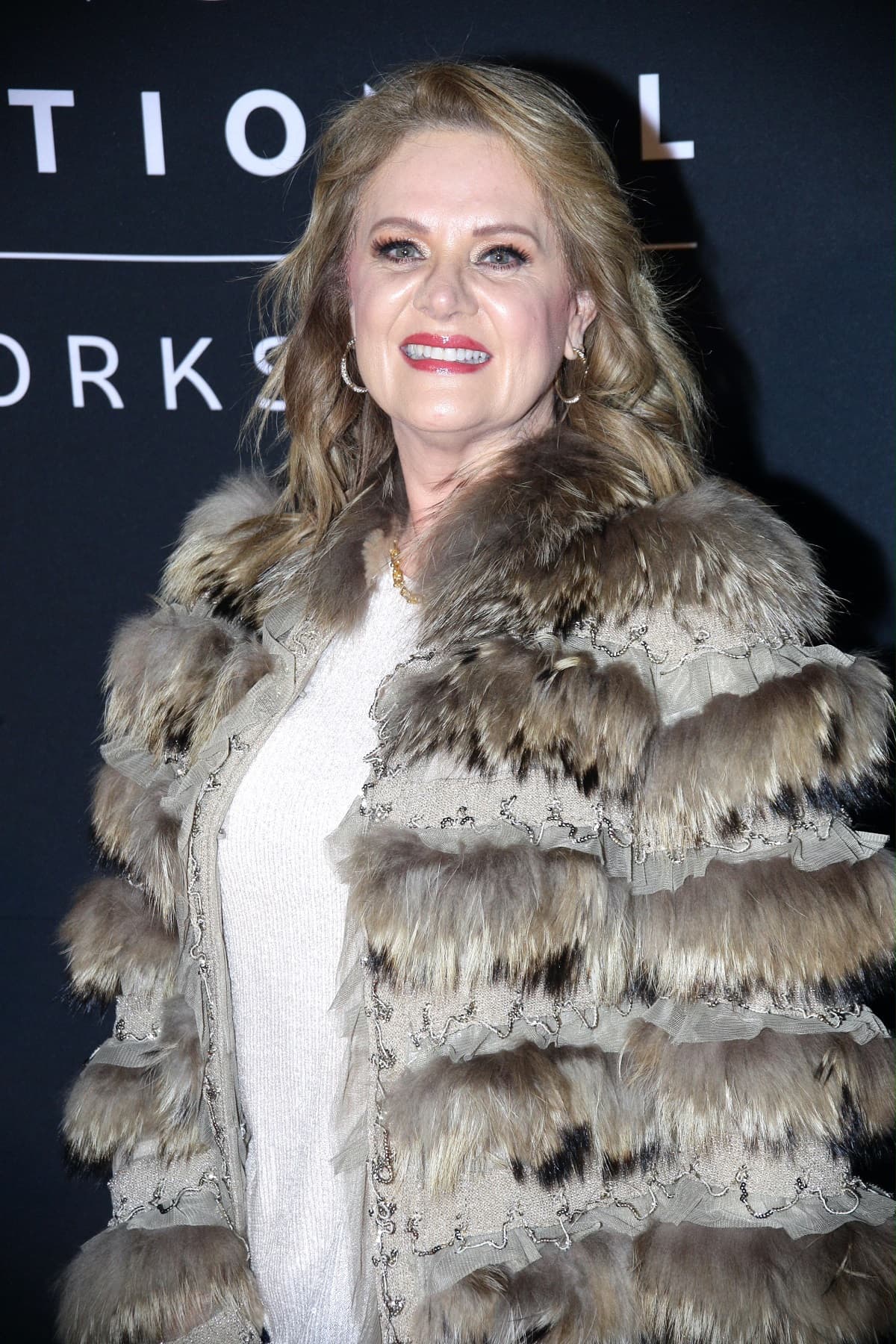 Erika Buenfil sale con su hijo Nico y así reaccionan sus fans