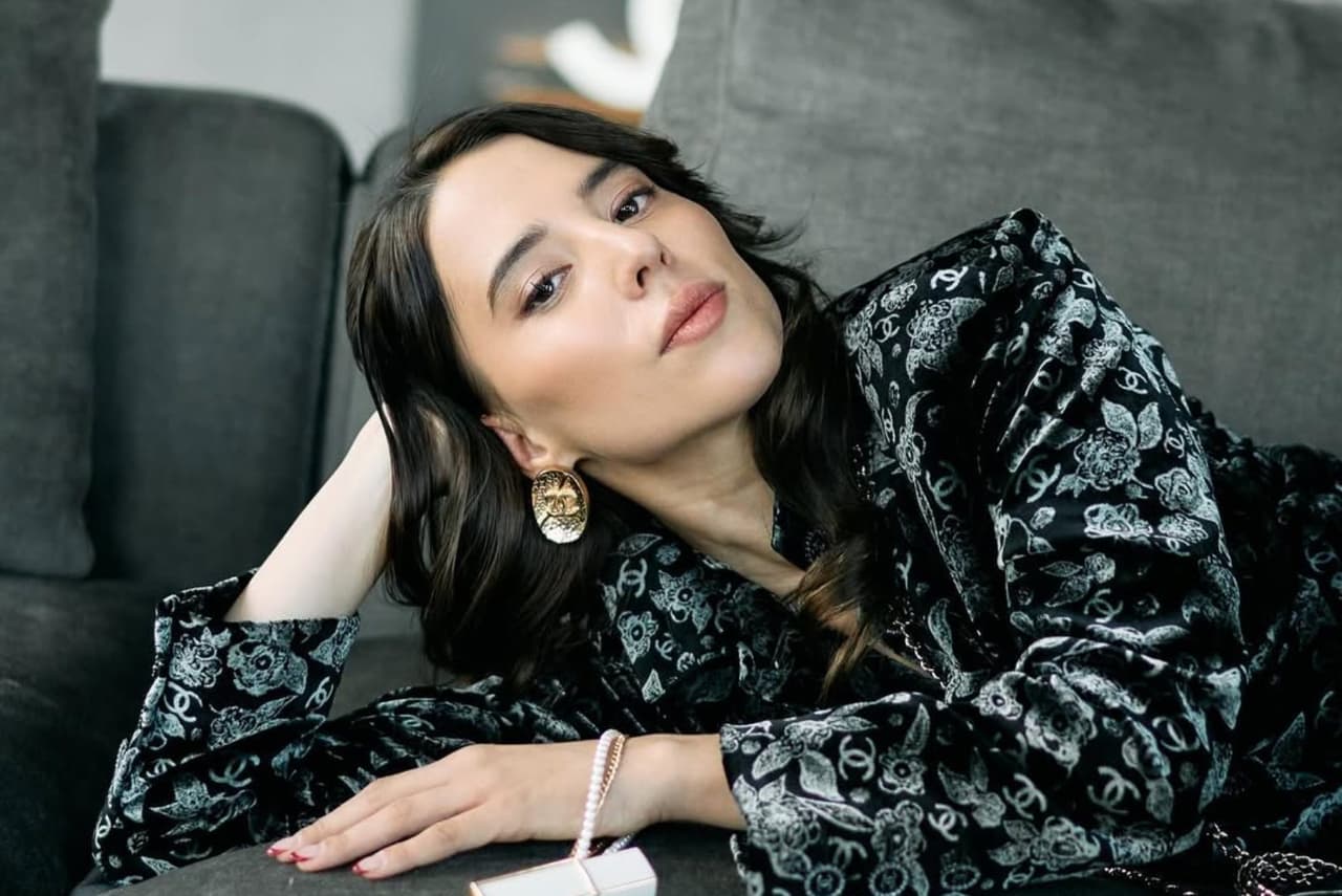 Majo Aguilar canta al lado de su papá Antonio Aguilar Jr. en pleno concierto; y el público les pide más
