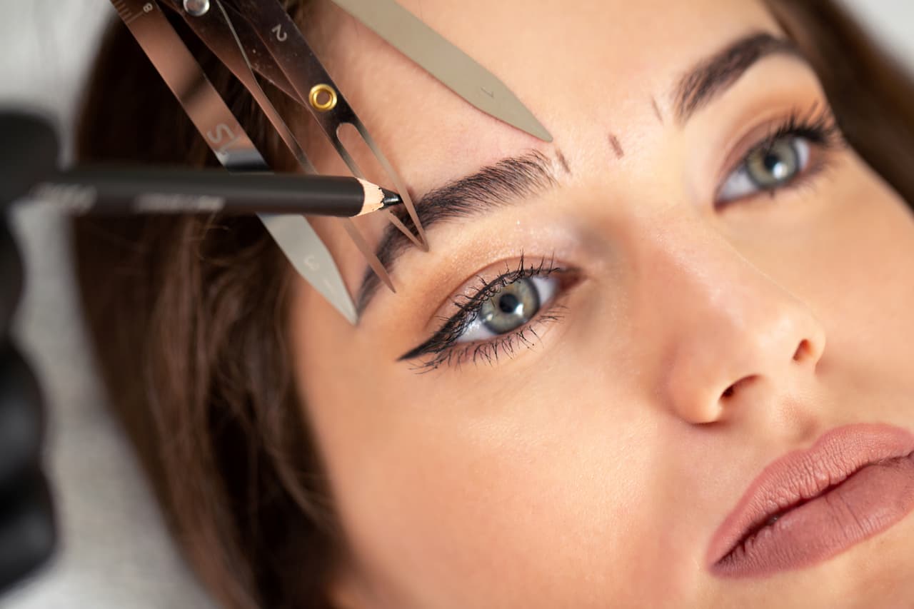 Tipos de cejas para mujeres.
