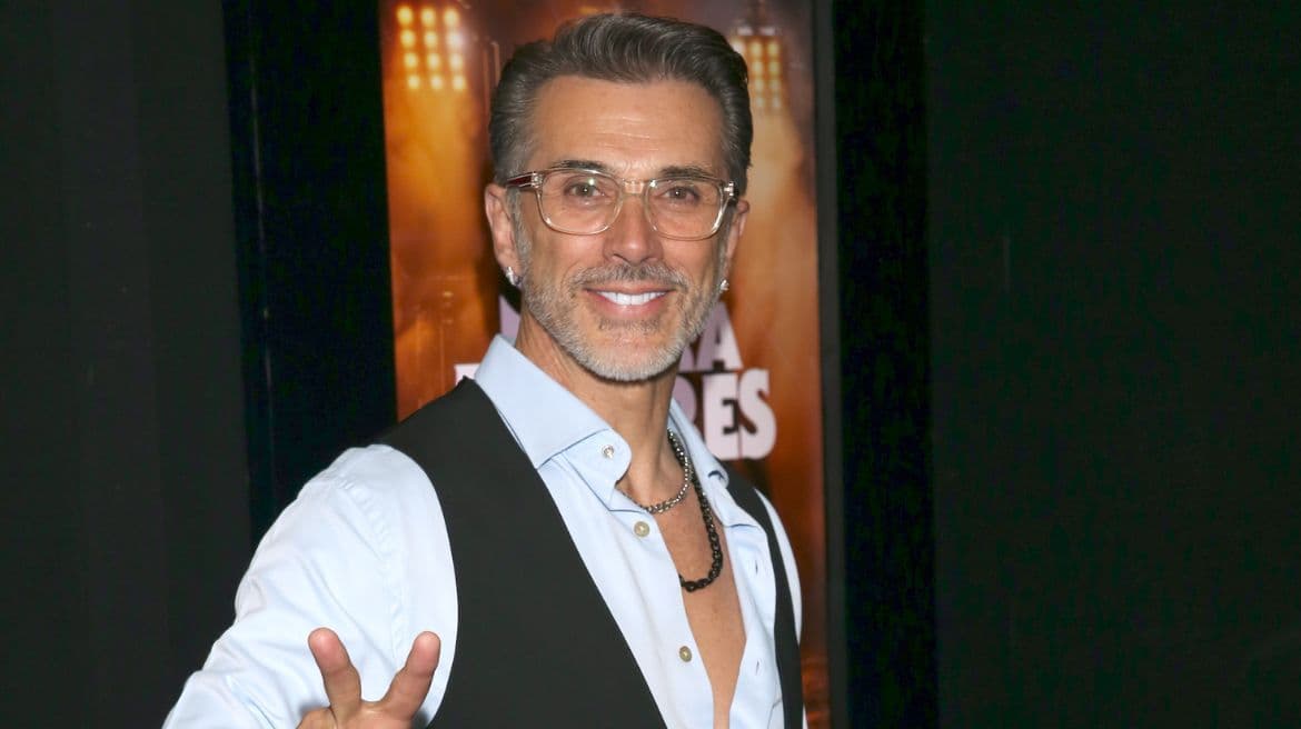 Sergio Mayer por fin convive con su nieta y aclara relación con Natália Subtil