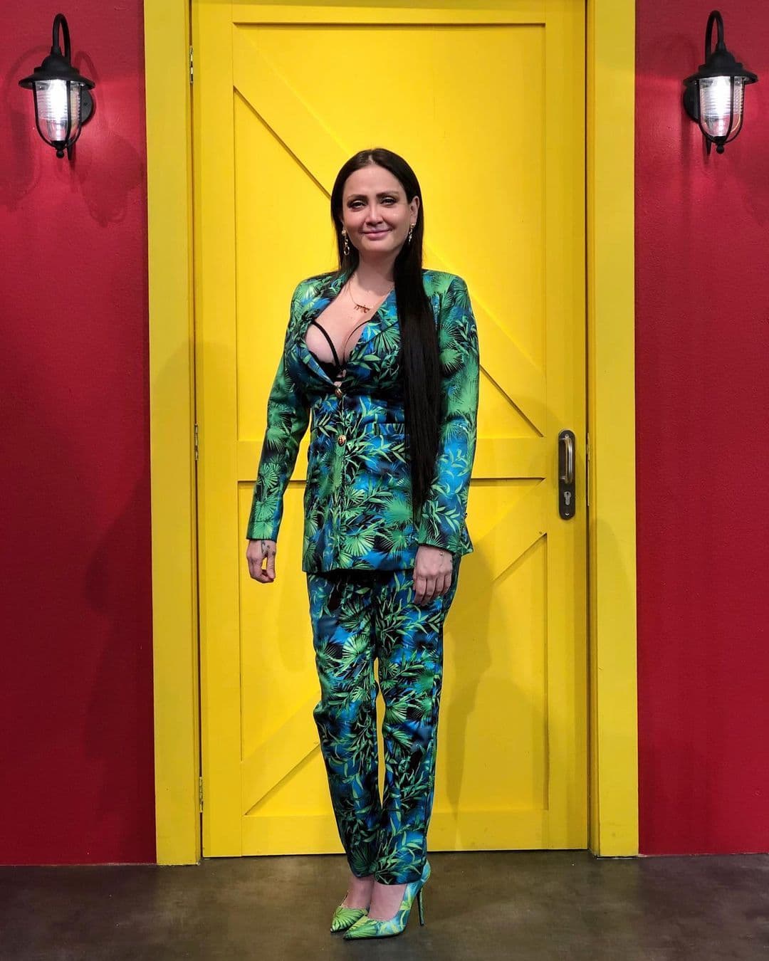 Celia Lora anuncia su nueva colaboración.