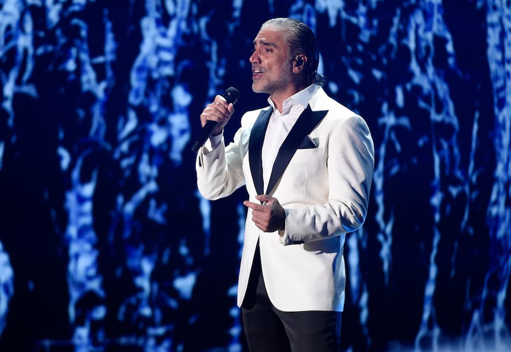 Ex de Luis Miguel y Alejandro Fernández son captados de fiesta