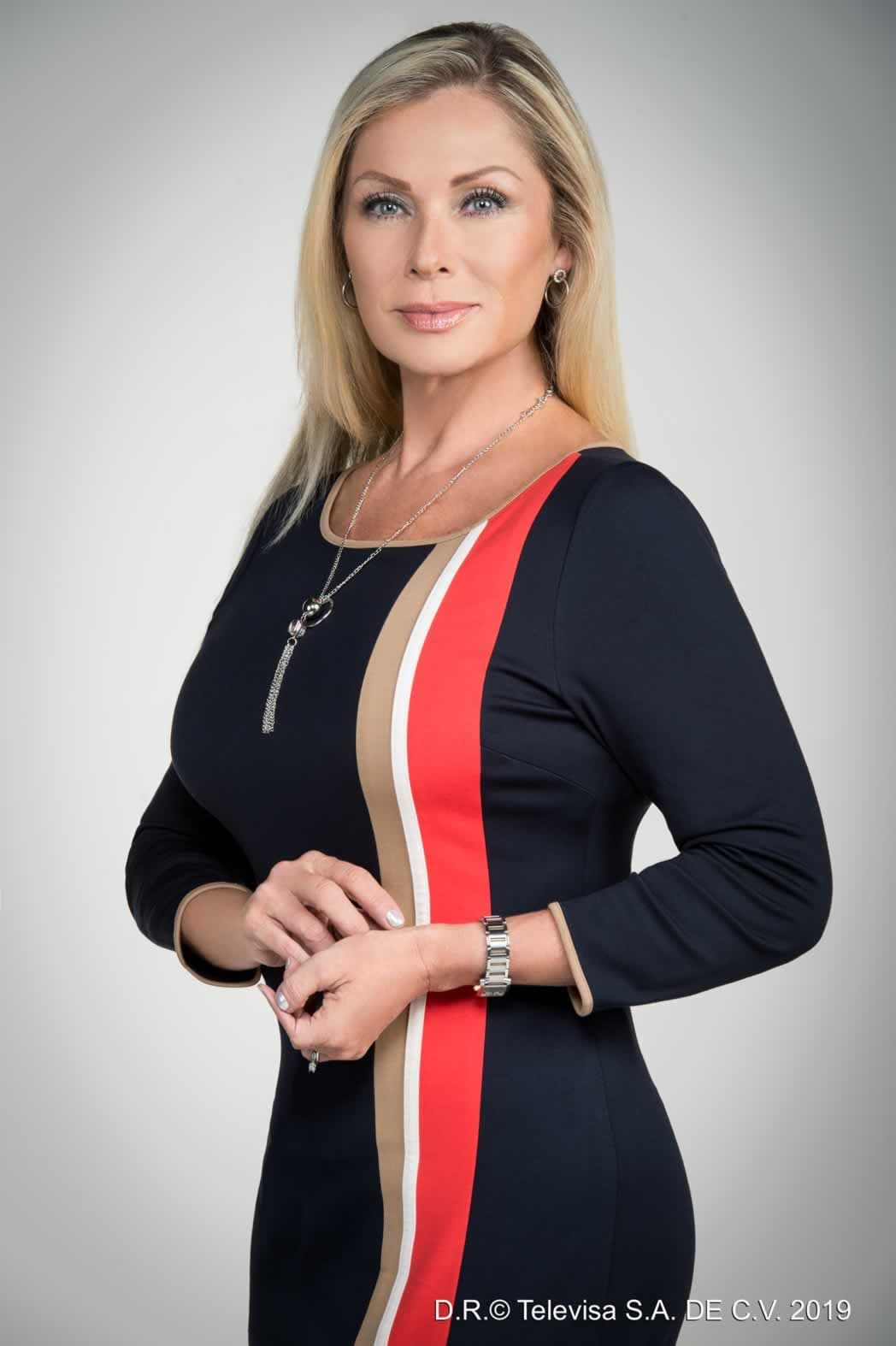 Leticia Calderón es una de las estrellas del espectáculo que disfrutan de su trabajo, recientemente apareció en ‘Juntos el corazón nunca se equivoca’ y ‘Soltero con hijas’. Al ser cuestionada en un programa de espectáculos si está cerrada al amor dijo: “A mí me gusta la gente madura, no importa la edad, me gusta la gente madura, la gente culta, la gente educada”.