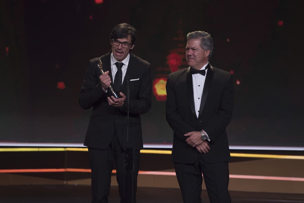 Rubén y Santiago Galindo recibieron este reconocimiento (FOTO: Televisa)