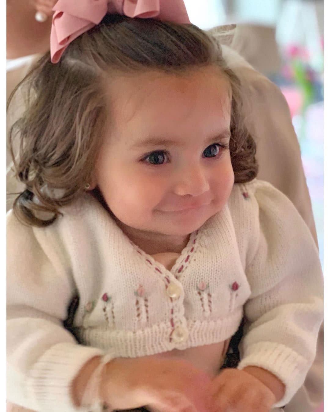 “(María) estuvo muy feliz en su festejo de 1 año. Gracias a todas por sus lindos mensajes”, expresó la conductora.
