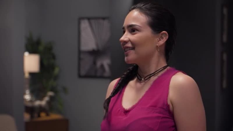 A través de los episodios se puede ver cómo ‘Gabriela’ se enamora poco a poco de ‘Samuel’; sin embargo, se encuentra con ‘Rosa’, su rival de amores.