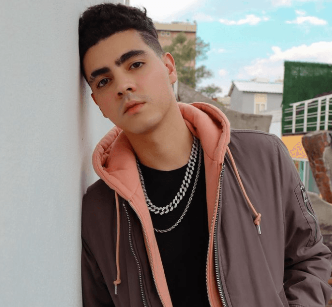 Después de su presentación en los melodramas, el joven siguió con su carrera en la actuación participando desde 2008 hasta 2016 en el exitoso programa ‘La rosa de Guadalupe’ y ha trabajado en varios capítulos de ‘Como dice el dicho’.