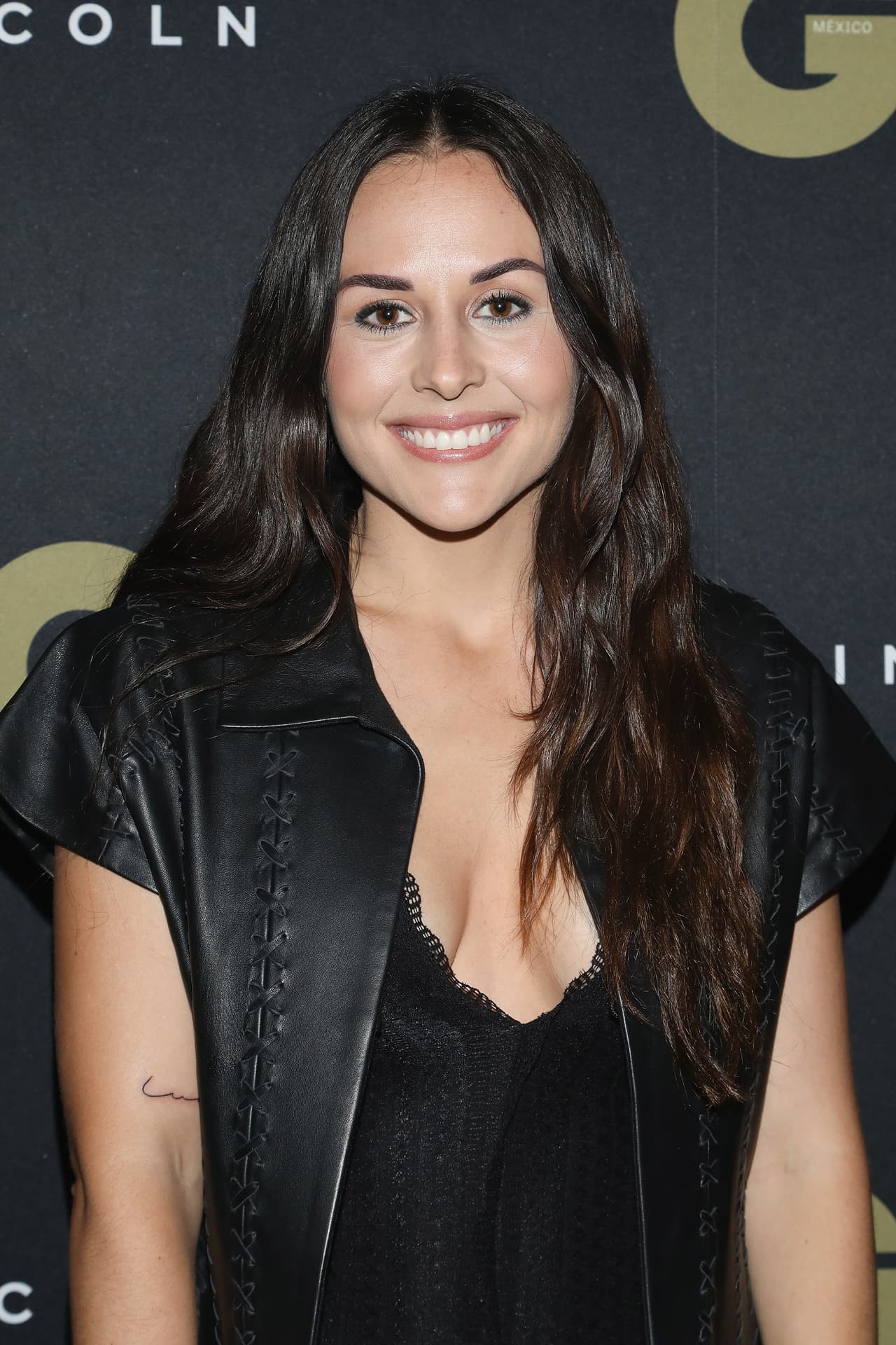 Zuria Vega confiesa que tiene un segundo nombre y destapa cuál es: "¿Tengo cara?"