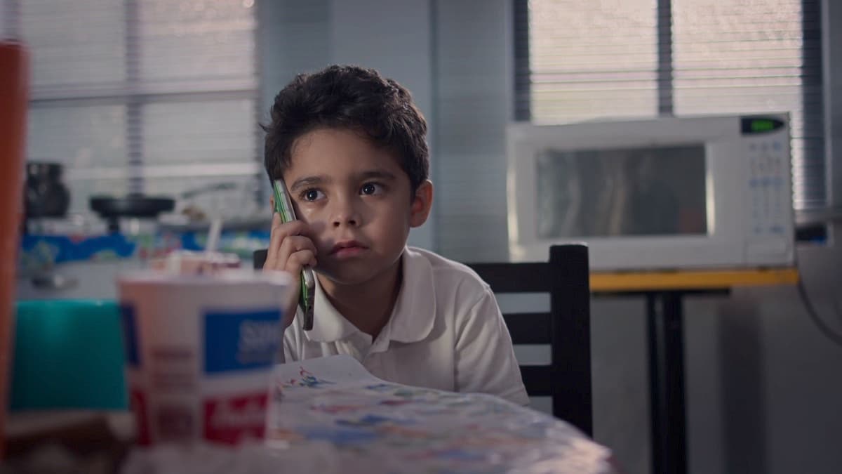 Niño de Pequeños Gigantes conmueve a todos en Vencer la Ausencia