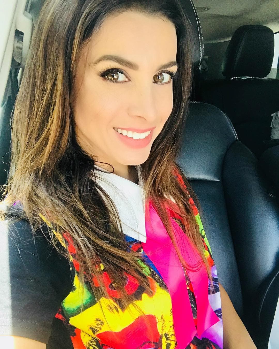 Además de ser actriz, la esposa de Arath de la Torre es cantante y bailarina, por lo que es amante de las artes escénicas.