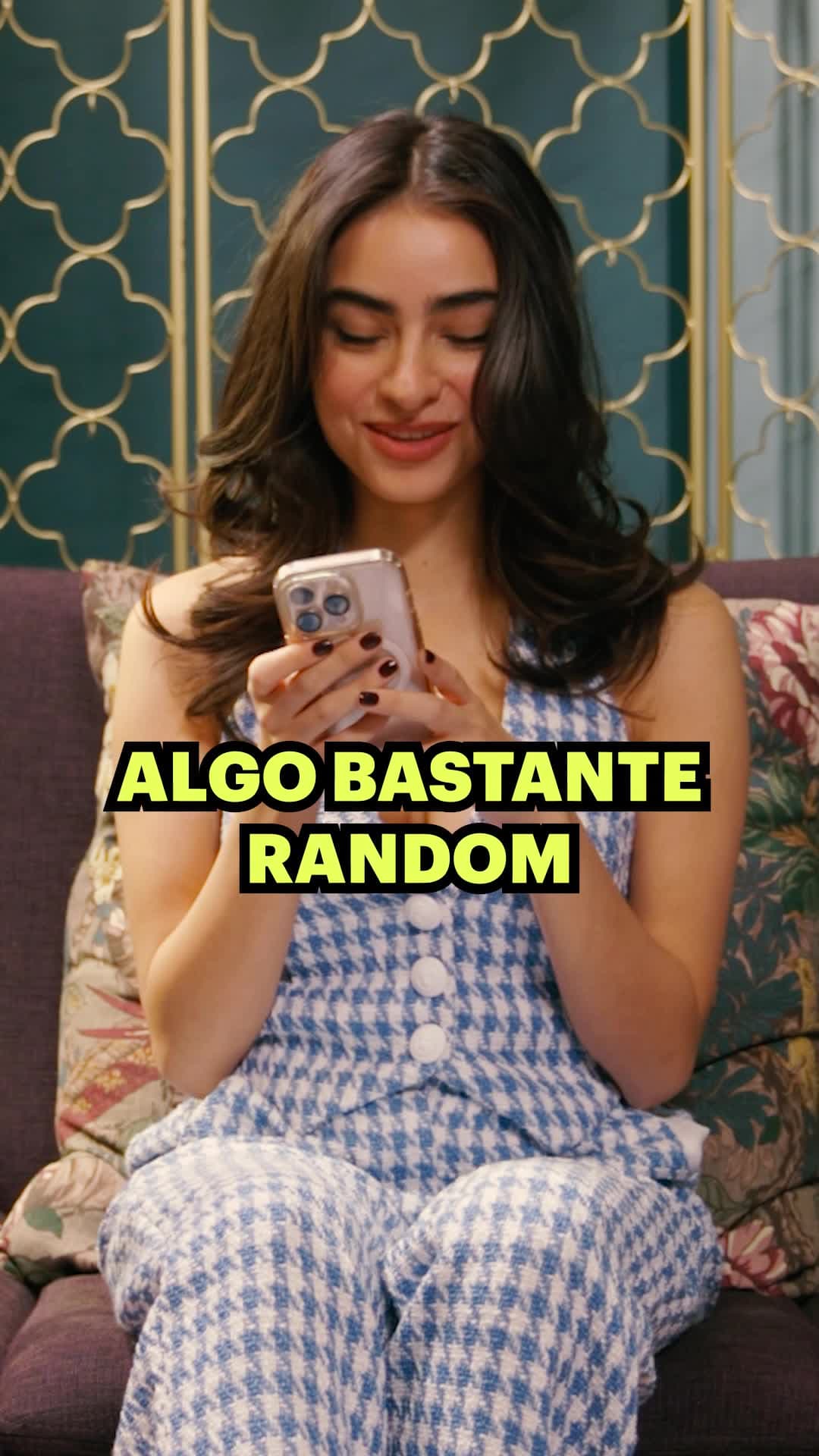 #Original ¡ESPIAMOS SUS MENSAJES! Los ACTORES de Regalo de Amor NOS REVELAN sus MENSAJES ÍNTIMOS con sus MAMÁS.