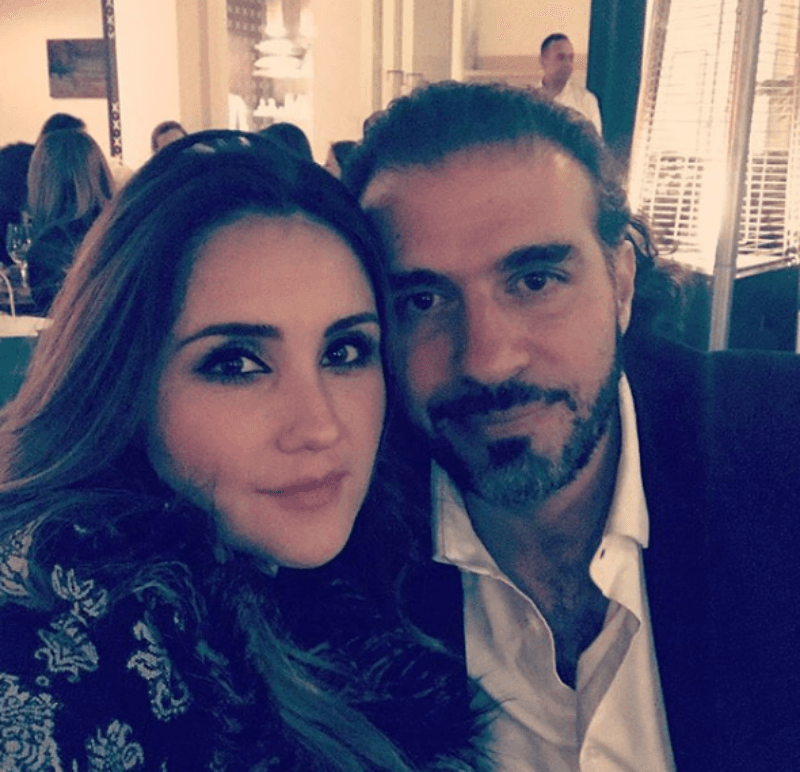 Dulce María está muy enamorada de Paco Álvarez.