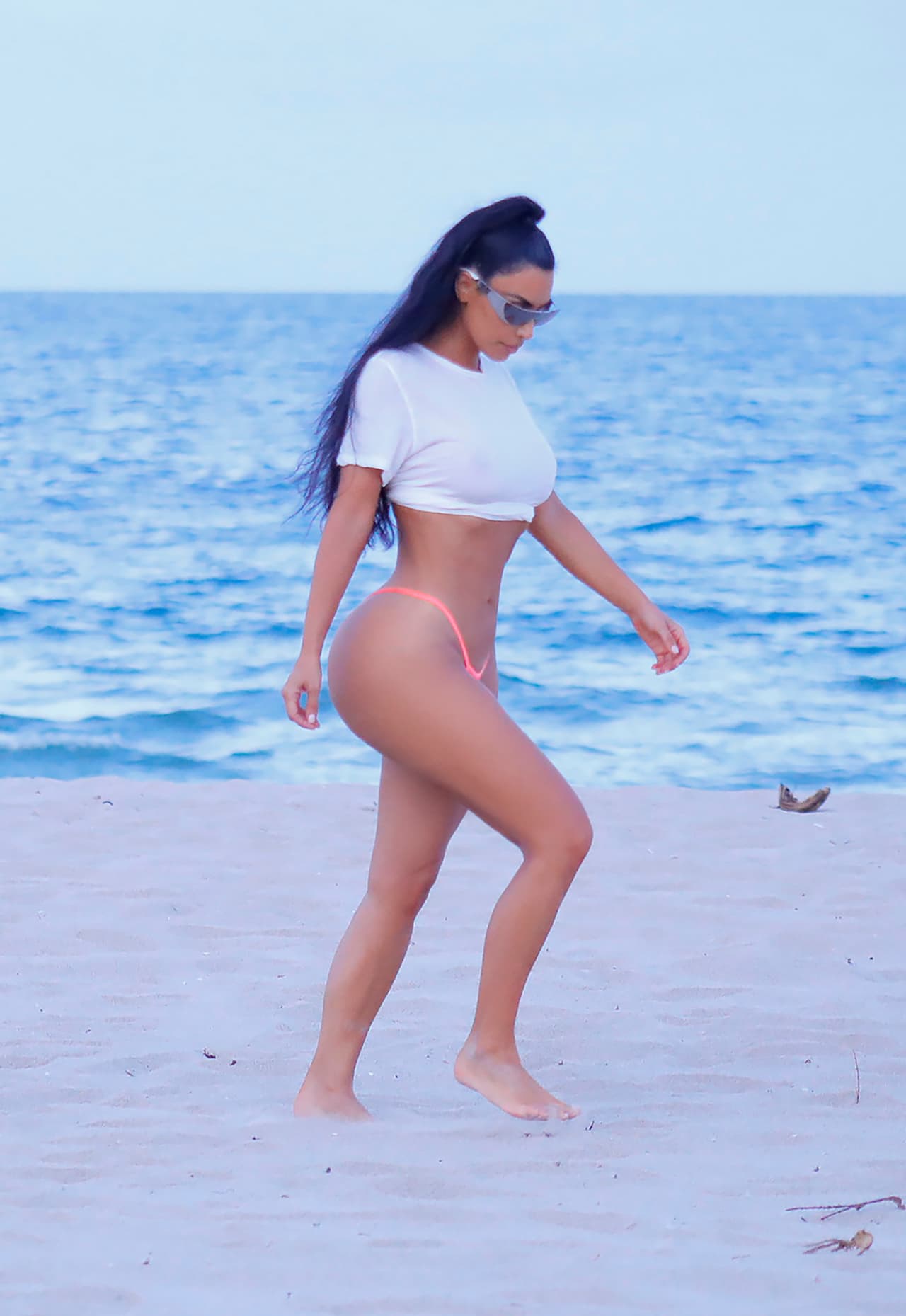 ¿Será que Kim Kardashian destrone a Yanet García como la mujer con el mejor trasero?