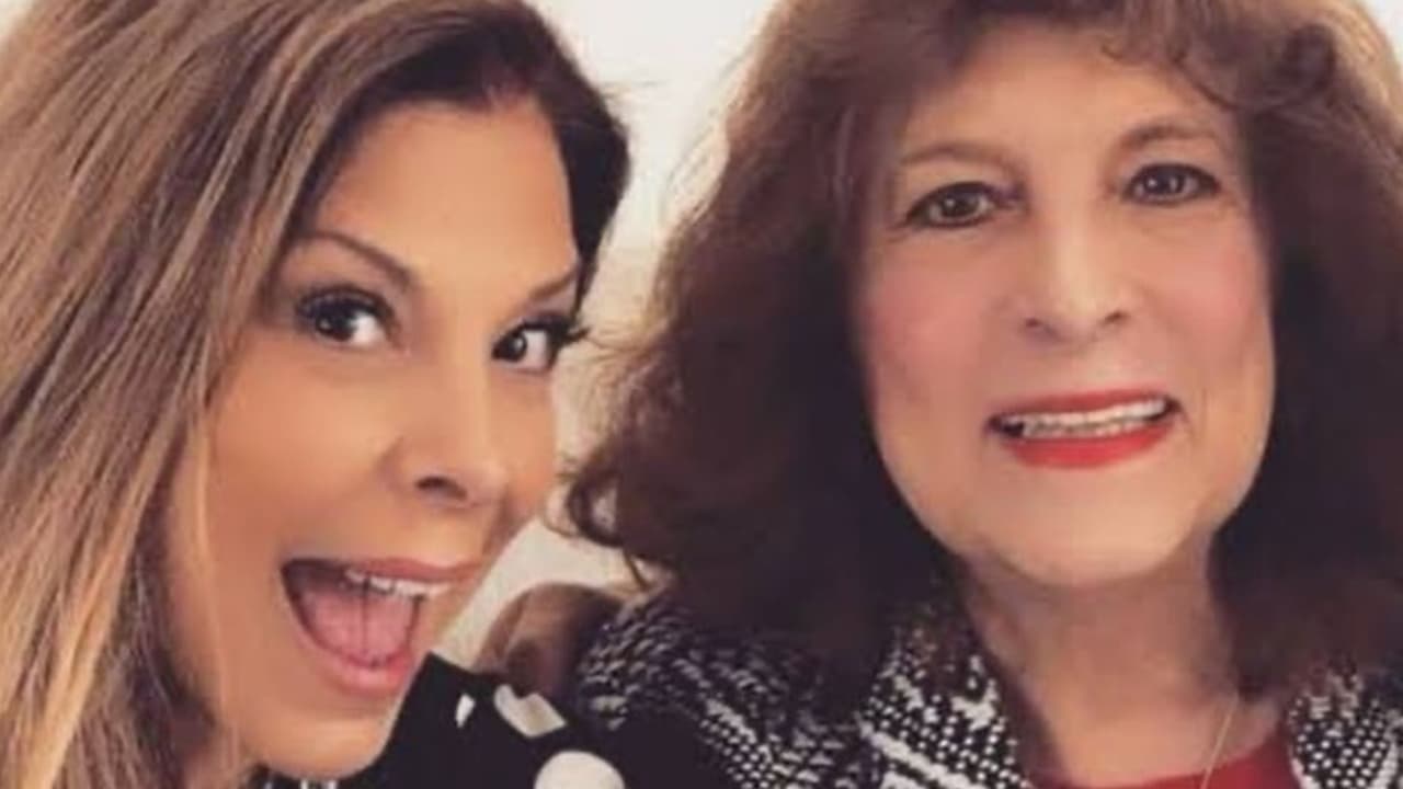 Muere Lucha Moreno, famosa cantante y mamá de Mimí de Flans