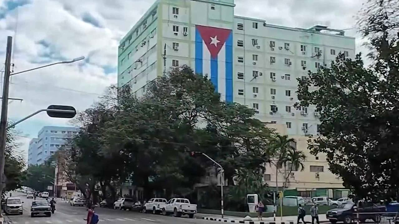 Cuba permitirá que los cubanos en el extranjero logren invertir para reactivar su economía
