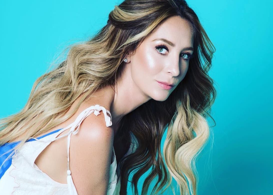 Geraldine Bazán postea foto de su cuerpo y desata preocupación de sus fans