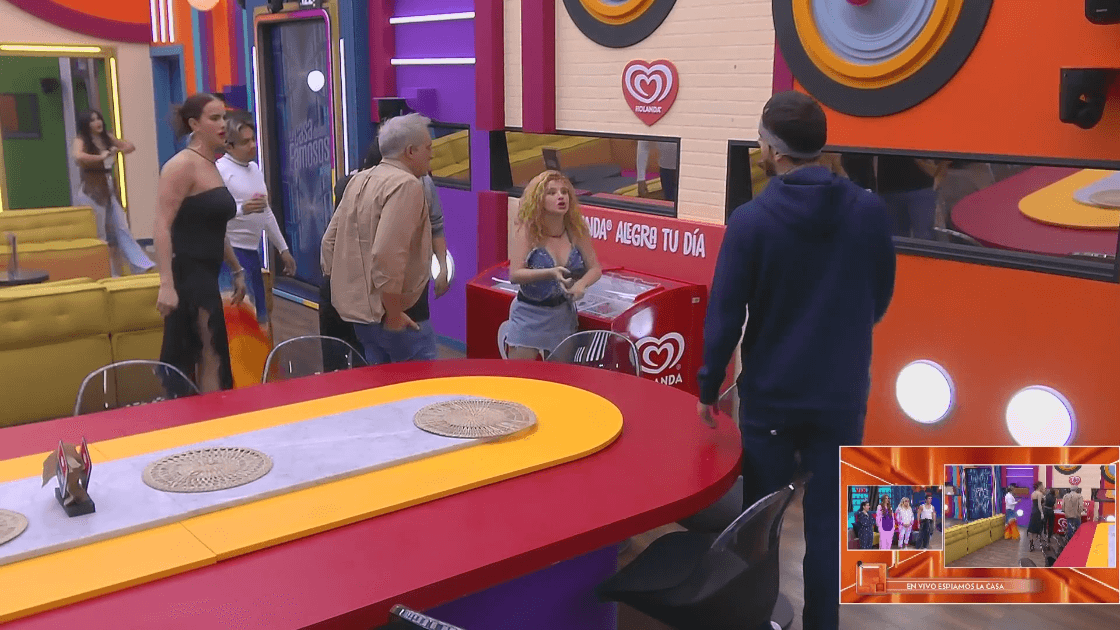 Briggitte pelea con Adrián Marcelo