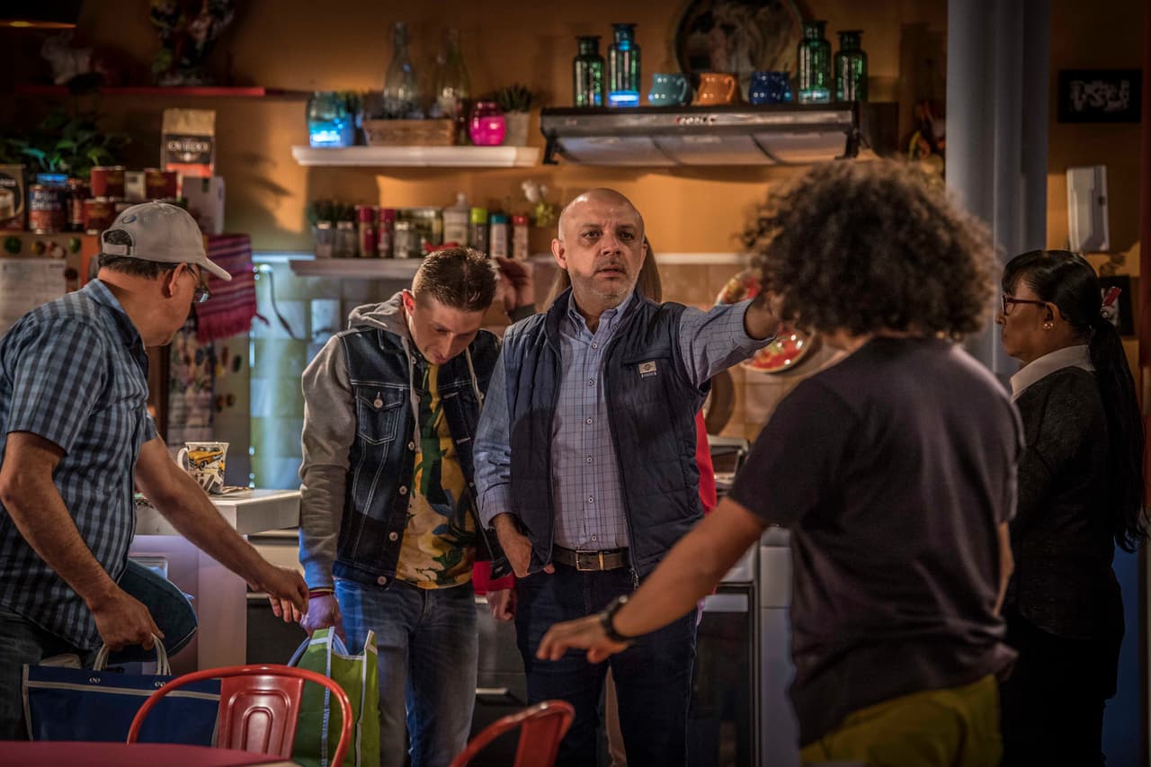 El productor Elías Solorio pendiente de todas las escenas.